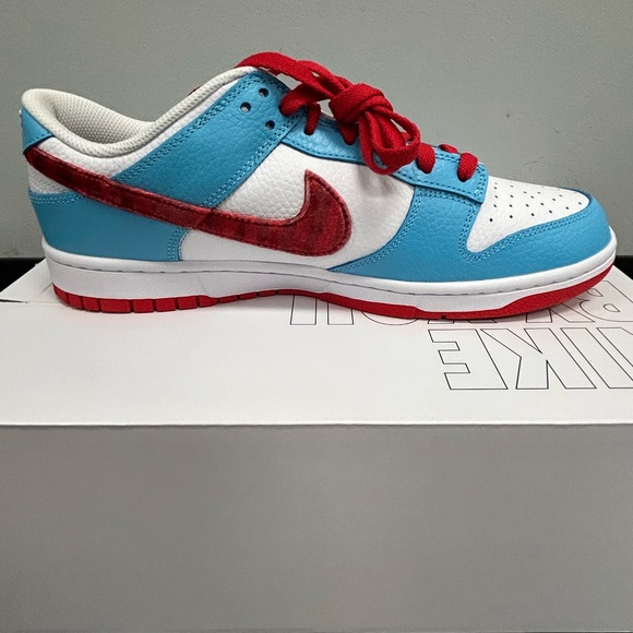 Nike Dunk Low - Picture 5 of 8